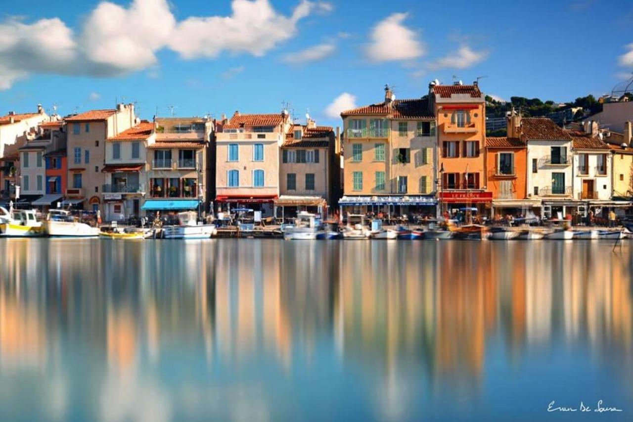 L'Odyssee Bleue Vue Mer Каси Екстериор снимка